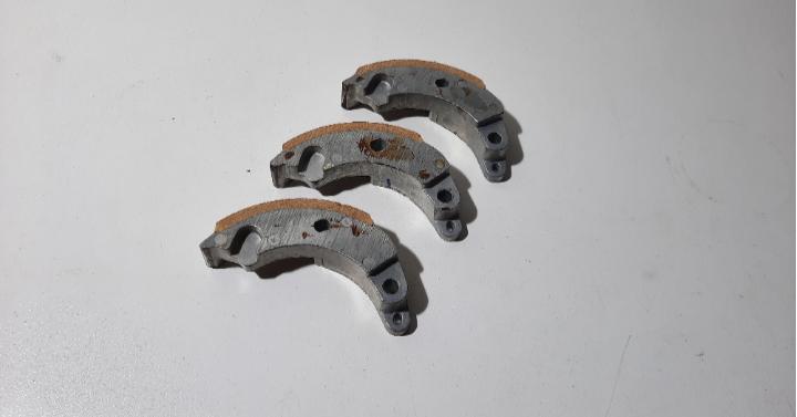 Koppelingschoenen honda vision SA50, Ophalen