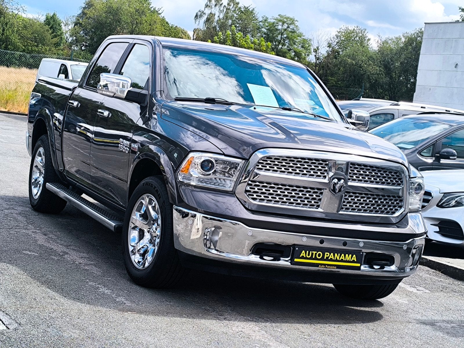DODGE RAM 5.7i V8 401 CV LARAMIE 2019 TVAC FULL OPTIONS, Autos, Cuir, Achat, Euro 6, Entretenue par le concessionnaire