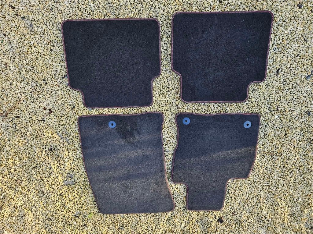 Tapis de sol Ford Kuga ST line, Enlèvement, Neuf