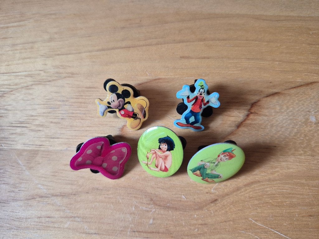 Lot de 5 pin’s Disney, Collections, Enlèvement, Autres personnages, Comme neuf, Autres types