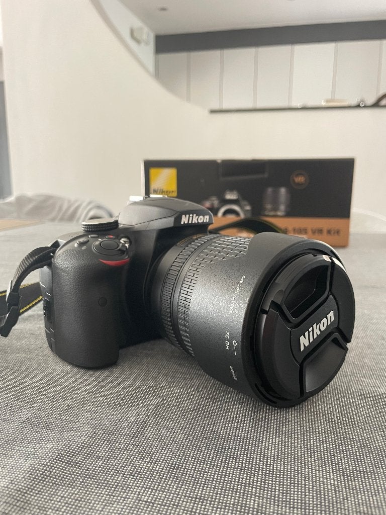 FOTOTOESTEL NIKON 3400 + 18-105 + DRAAGTAS splinternieuw, Audio, Tv en Foto, Ophalen, Spiegelreflex, Beeldstabilisatie, Zo goed als nieuw