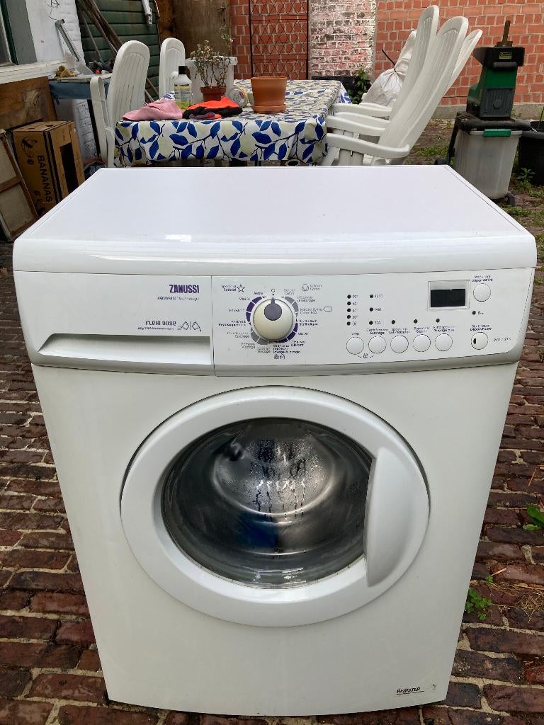 Zanussi wasmachine voor onderdelen, Elektronische apparatuur, Ophalen, Niet werkend