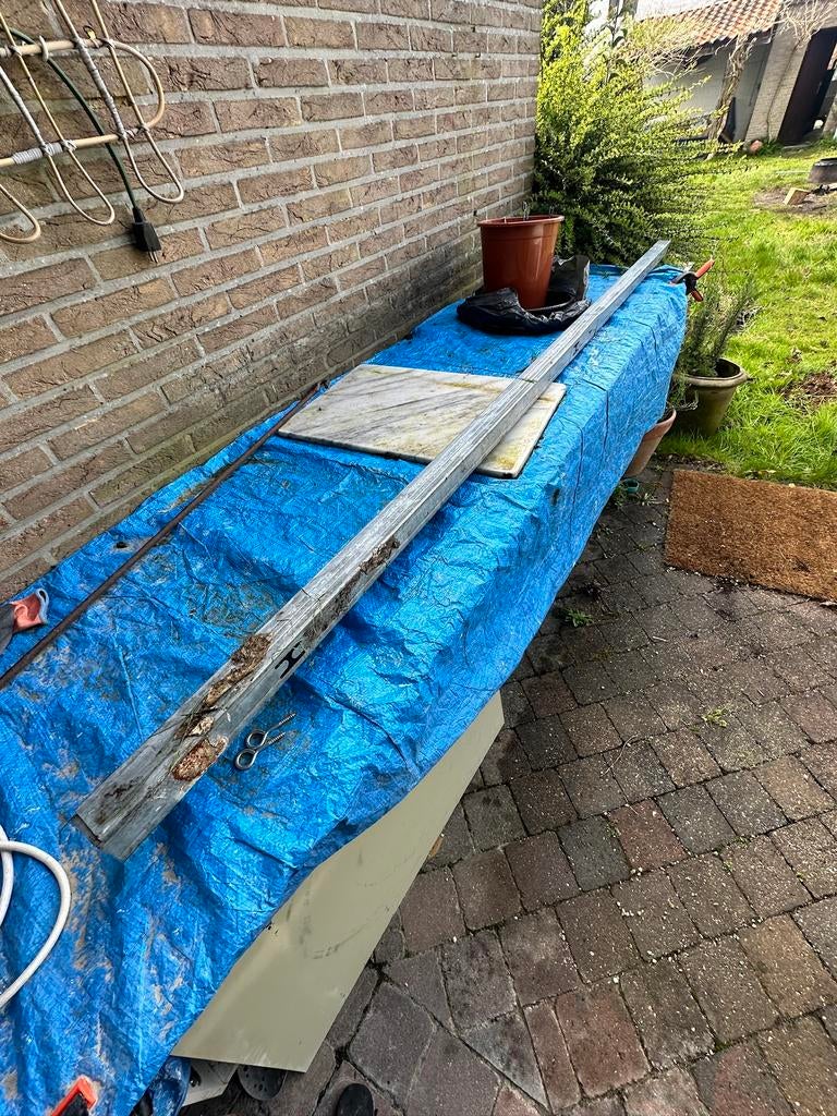 2 Gyproc Metal Stud MSH50 2,50 m, Doe-het-zelf en Bouw, Ophalen, Zo goed als nieuw