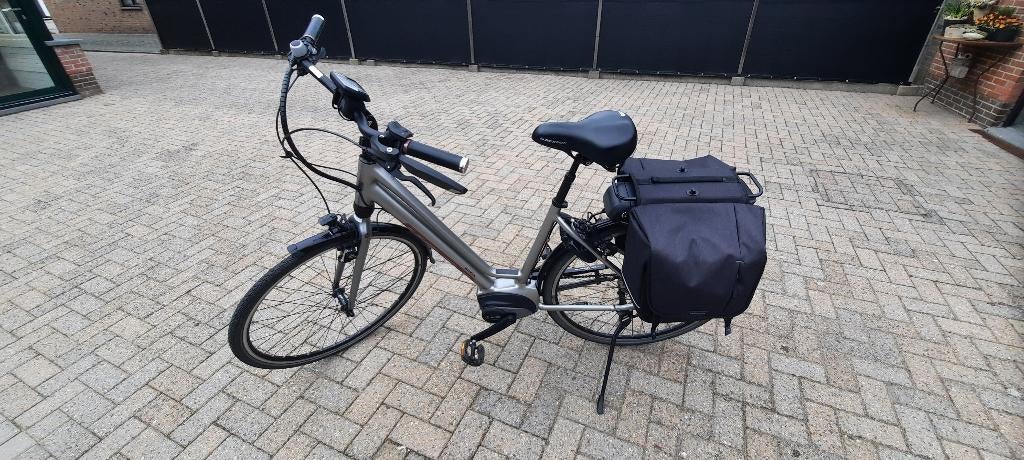 Goed onderhouden e-bike, Gebruikt, 47 tot 51 cm, 50 km per accu of meer, Ophalen