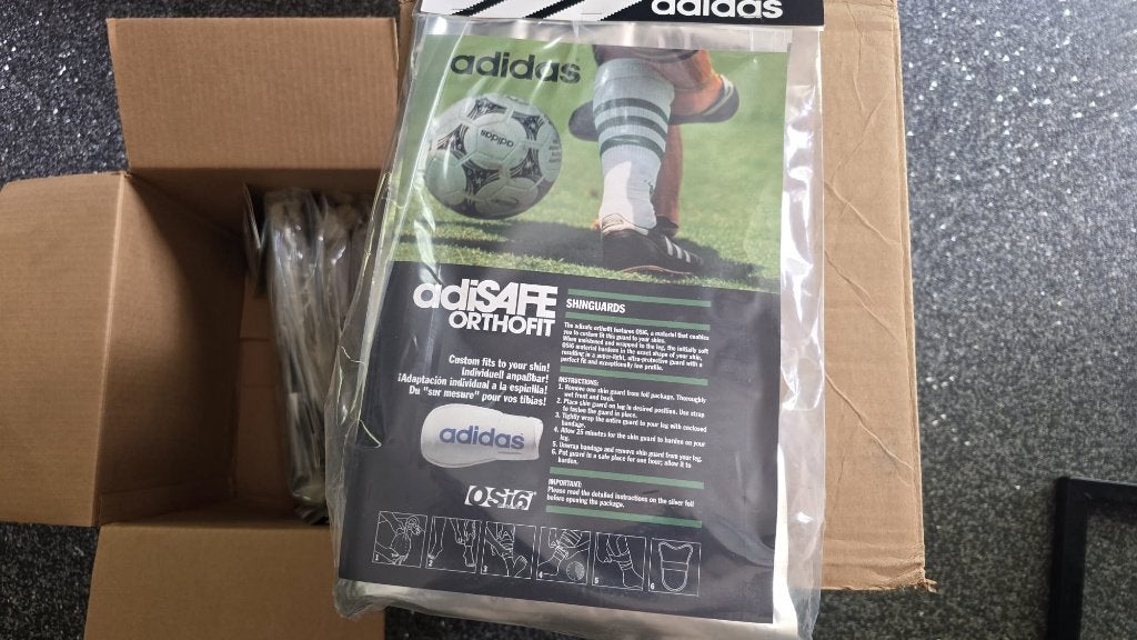 adidas scheenbeschermers, Maat M, Ophalen of Verzenden, Nieuw, Overige typen