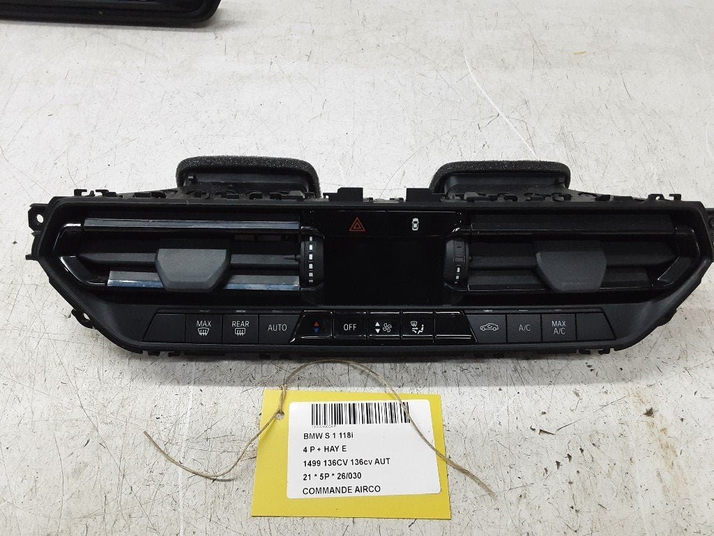 BEDIENINGSPANEEL AIRCO BMW 1 serie (F40) (64114A0EDE302), Gebruikt, BMW, Petuelring 130
80809  München, DE, Bayerische Motoren Werke AG