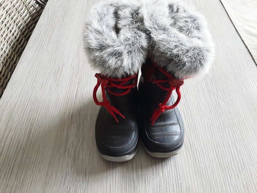 Warme kinderbotjes, Enfants & Bébés, Vêtements enfant | Chaussures & Chaussettes, Comme neuf, Enlèvement, Geen merk, Bottes