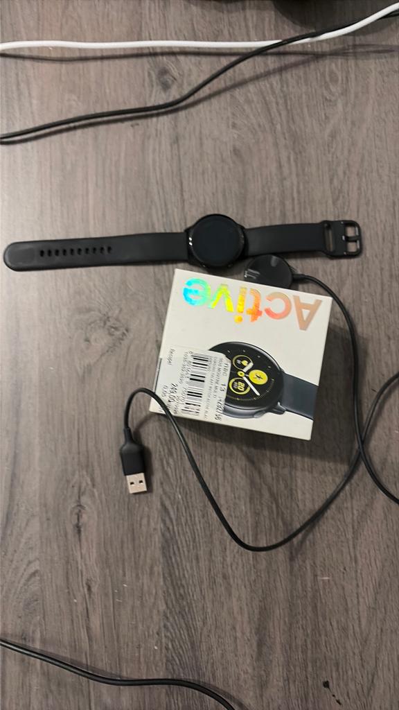 Active samsung watch, Handtassen en Accessoires, Smartwatches, Ophalen, Zo goed als nieuw