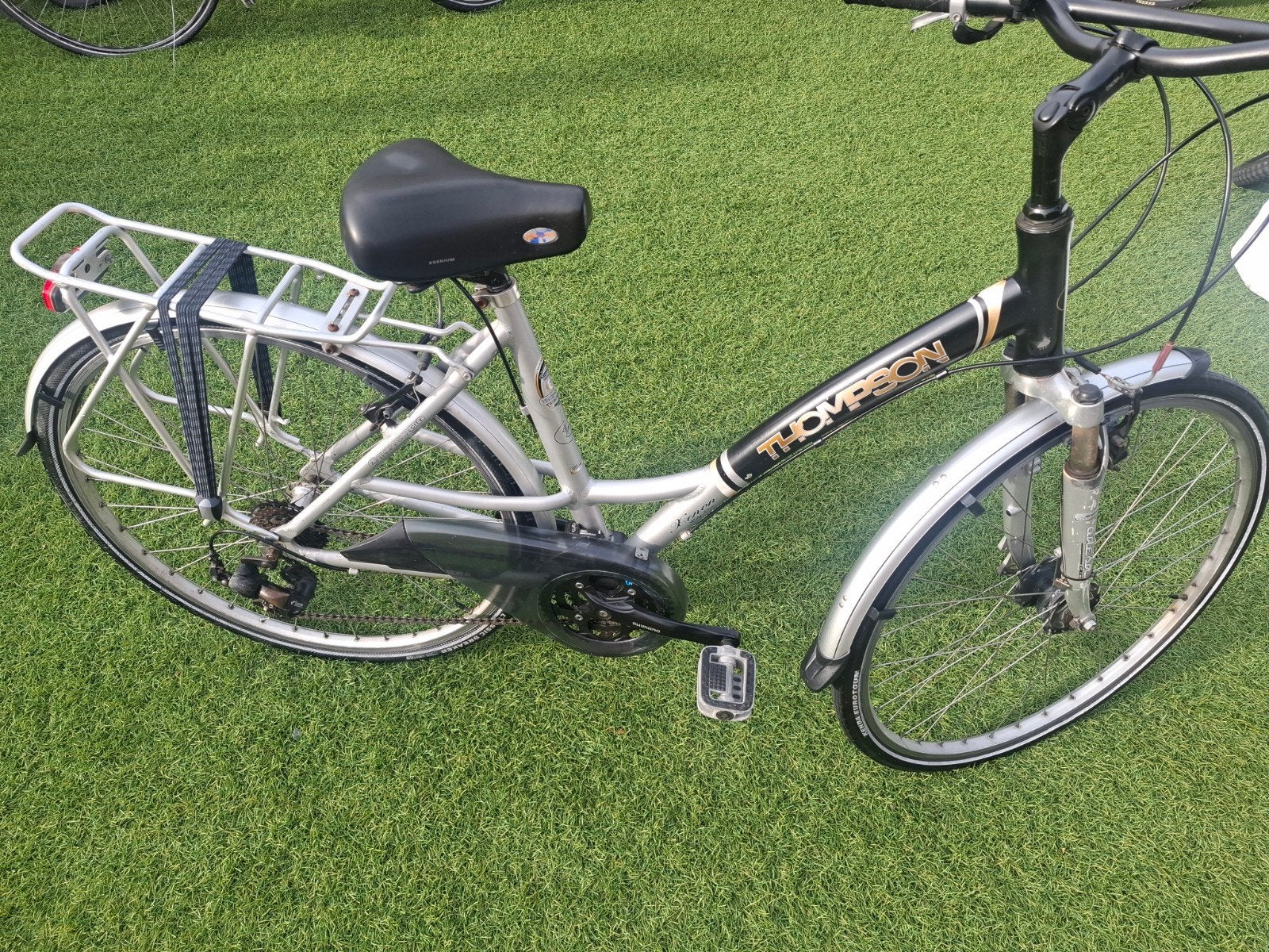 thompson xenon city line, Vélos & Vélomoteurs, Autres marques, Frein sur jante, Enlèvement ou Envoi, Utilisé