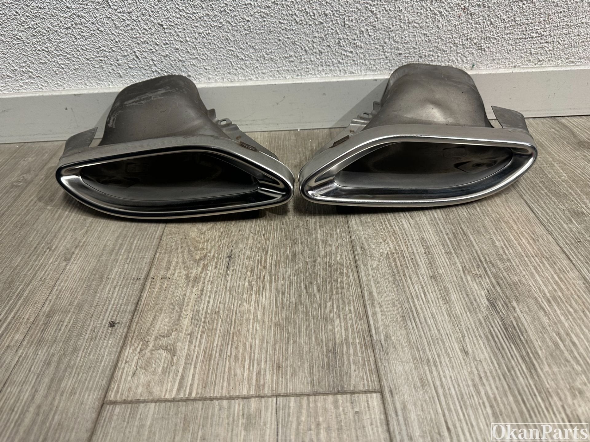 Garniture Mercedes Classe C W205 A2054900300 A2054900400, Utilisé, Mercedes-Benz