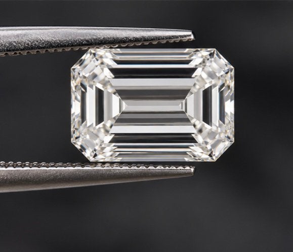 2.00 carat Emerald cut Lab-diamant, Handtassen en Accessoires, Ophalen of Verzenden, Nieuw