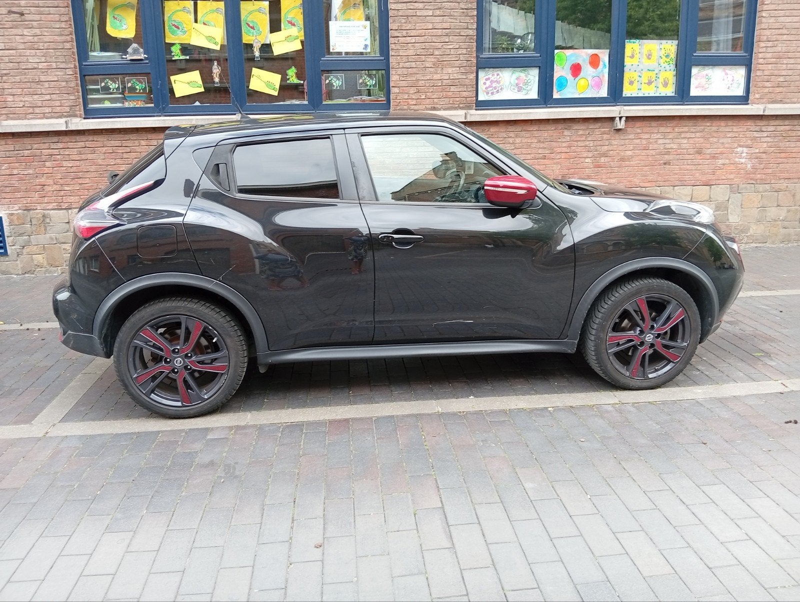 Nissan Juke 2016.couleur noir .full options, Autos, Achat, Alcantara, Essence, Juke