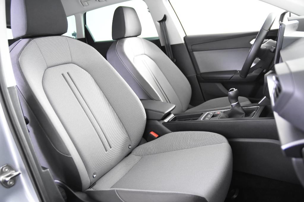Seat Leon ST Move *1ste Eigenaar*Navigatie*PDC*, Voorwielaandrijving, 1328 kg, Stof, Euro 6