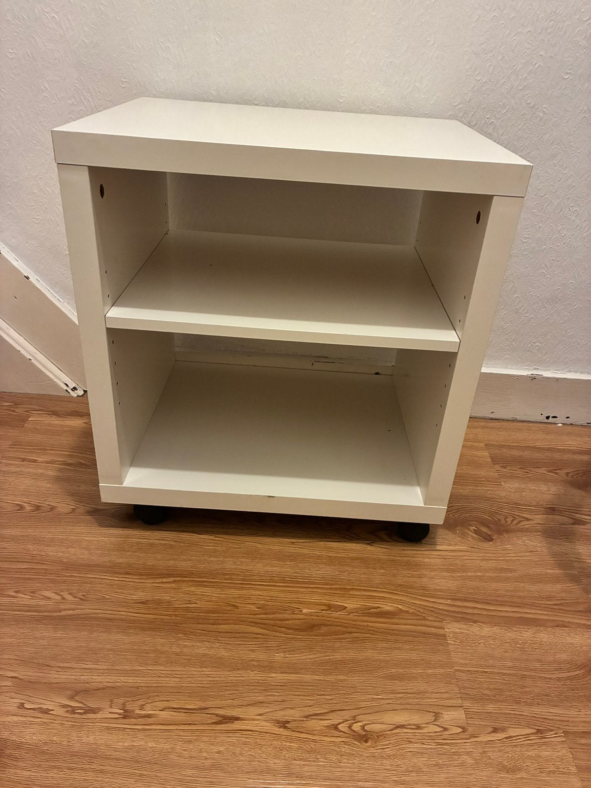 Ikea kastje op wieltjes, Ophalen, Zo goed als nieuw