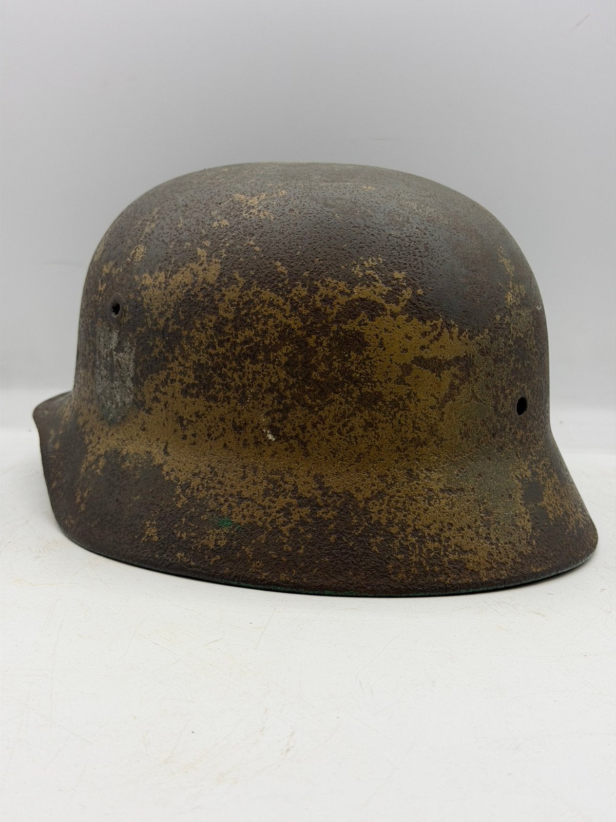 Casque allemand camouflé retrouvé dans la region de Mons, Enlèvement ou Envoi