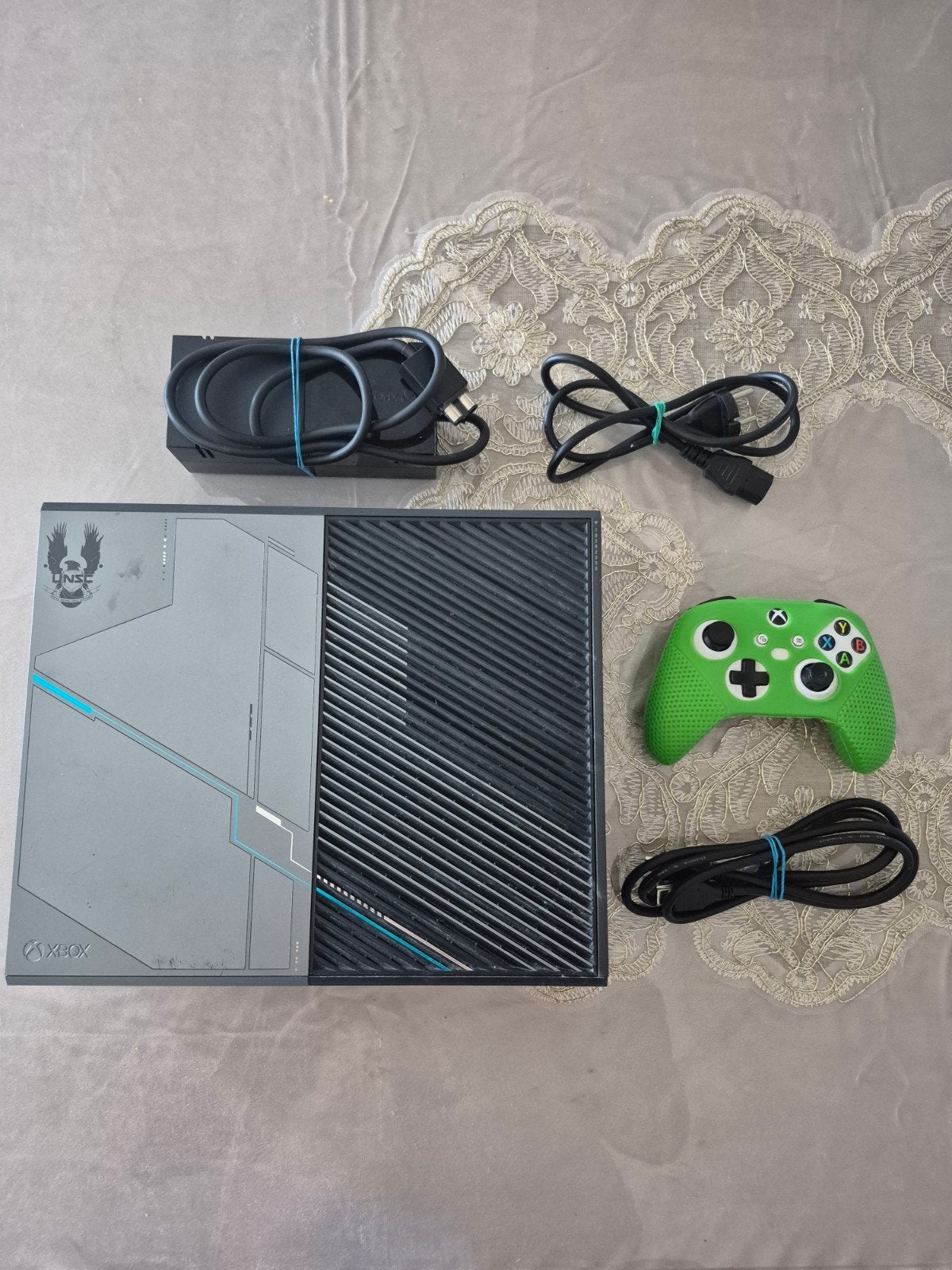 Xbox One Halo 5 Editie 1Tb te koop., Ophalen, Xbox One