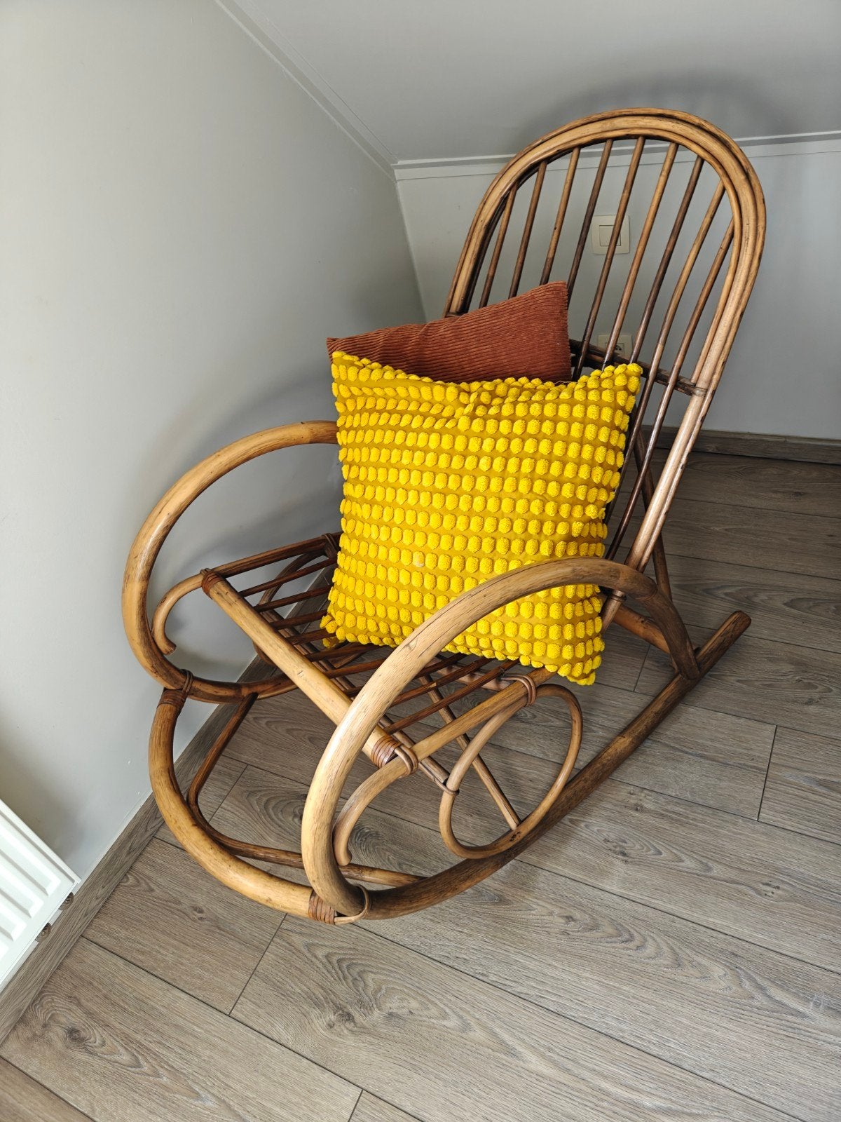 fauteuil à bascule en rotin vintage, Enlèvement