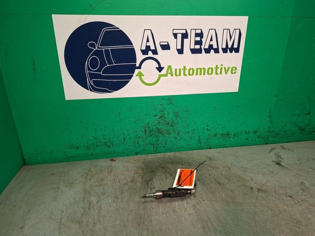 INJECTEUR BMW 4 serie (G23) (01-2020/-) (|8656548|22221910|), Utilisé, BMW, Petuelring 130
80809  München, DE, Bayerische Motoren Werke AG