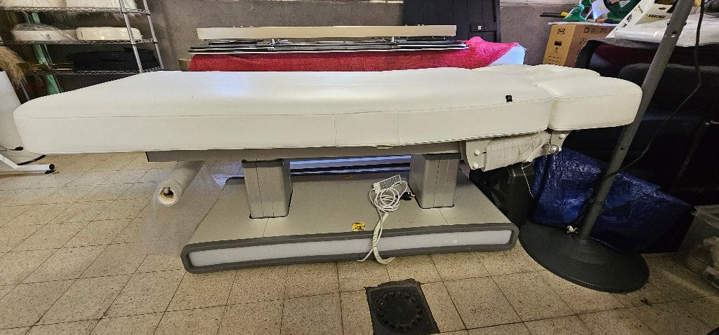 Luxe Elektrische Behandeltafel met Verwarming, Ophalen, Gebruikt, Massagetafel