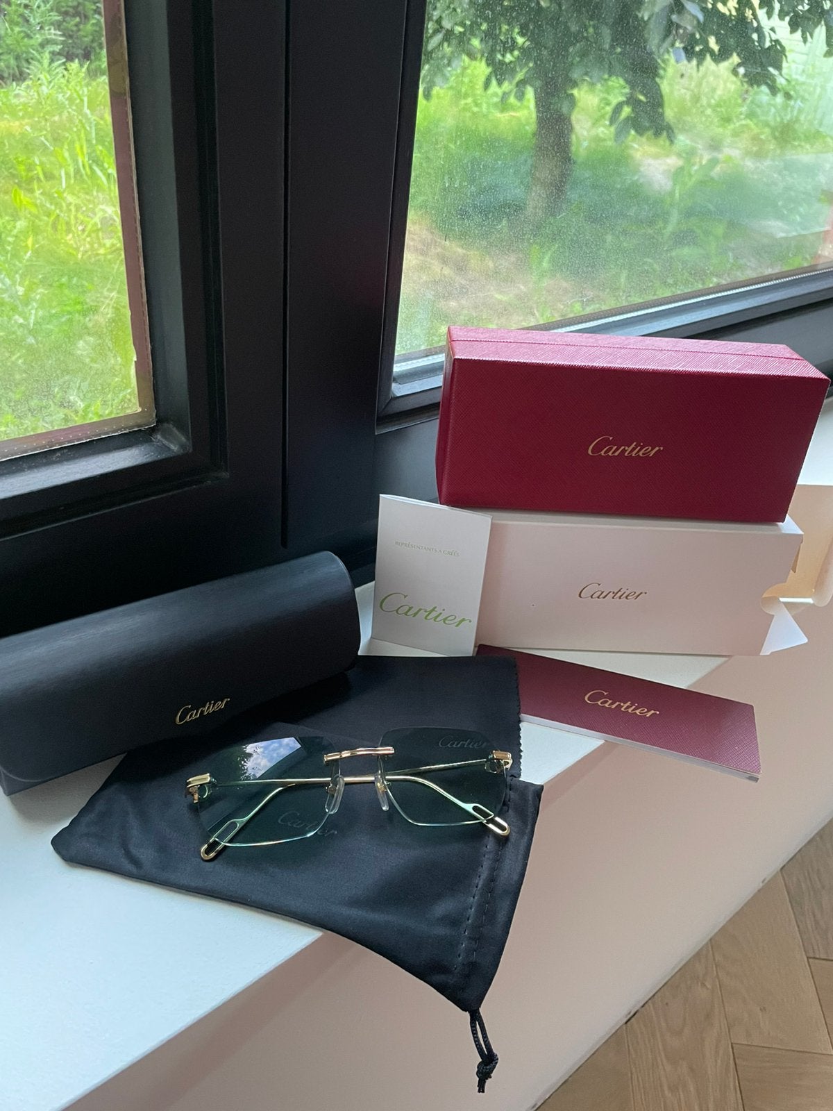 Cartier bril nieuw met smaragd glazen van 1250eu en facturen, Ophalen of Verzenden, Nieuw
