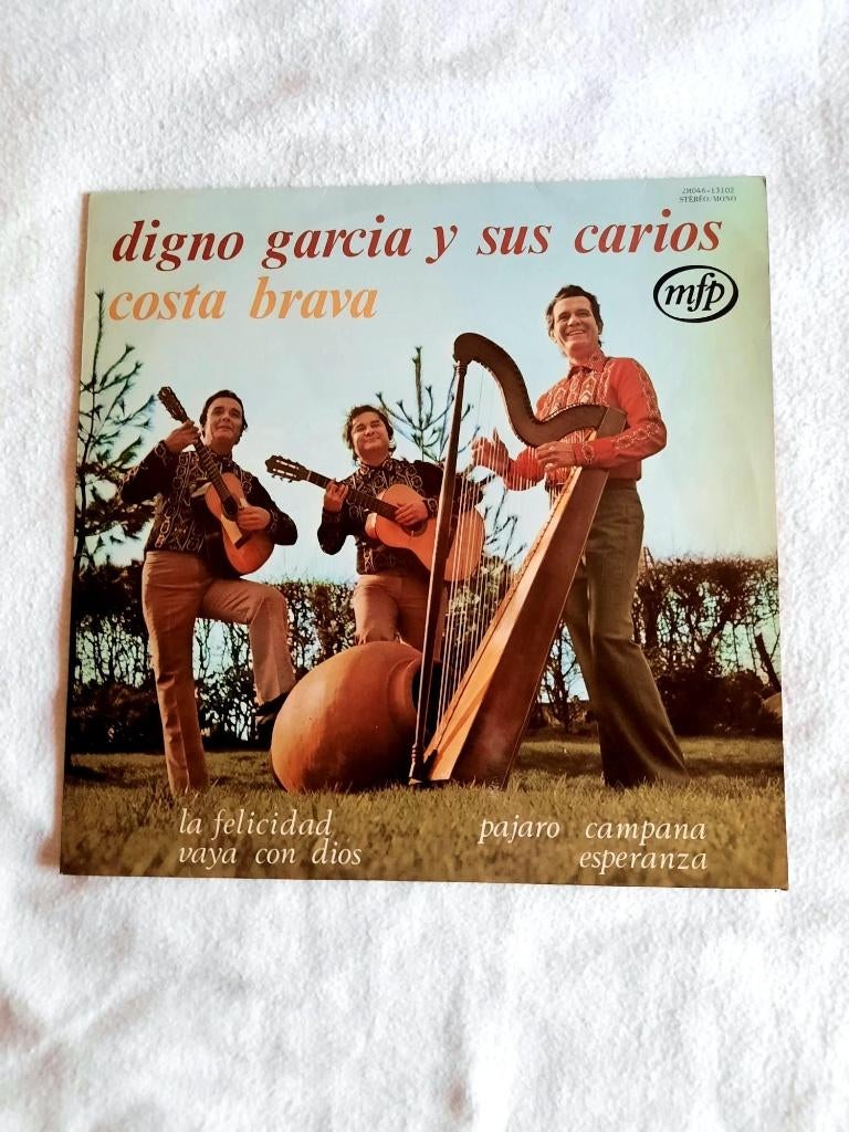 Digno Garcia Y Sus Carios - Costa Brava, Cd's en Dvd's, Vinyl | Latin en Salsa, Inclusief binnenhoes, Ophalen, Gebruikt, 12 inch