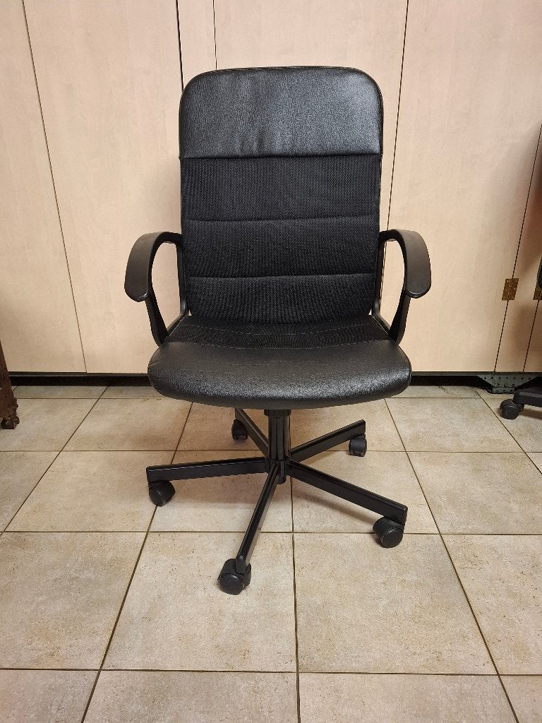 Bureaustoel zwart, Ikea, Maison & Meubles, Chaises de bureau, Enlèvement, Utilisé, Noir, Chaise de bureau