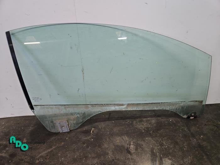 Vitre portière 2portes droite d'un Peugeot 207 (207 06-), -, 3 mois de garantie, Utilisé, -