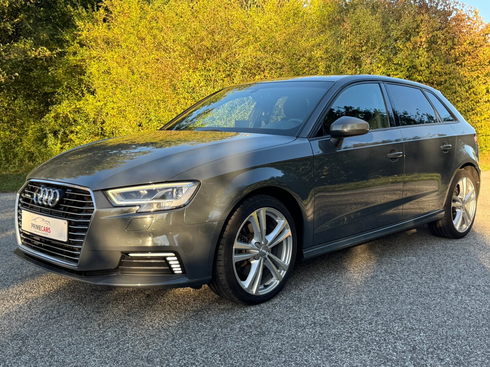 Audi A3 Sportback e-tron 40 TFSI, Autos, Achat, Entreprise, Entretenue par le concessionnaire, Noir