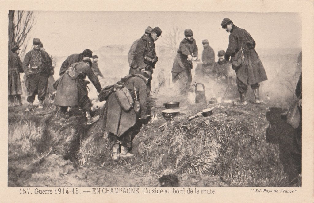 MILITAIR  OORLOG  1914-15 -  Koken langs de weg, Verzamelen, Postkaarten | Themakaarten, Verzenden, Ongelopen, Overige thema's