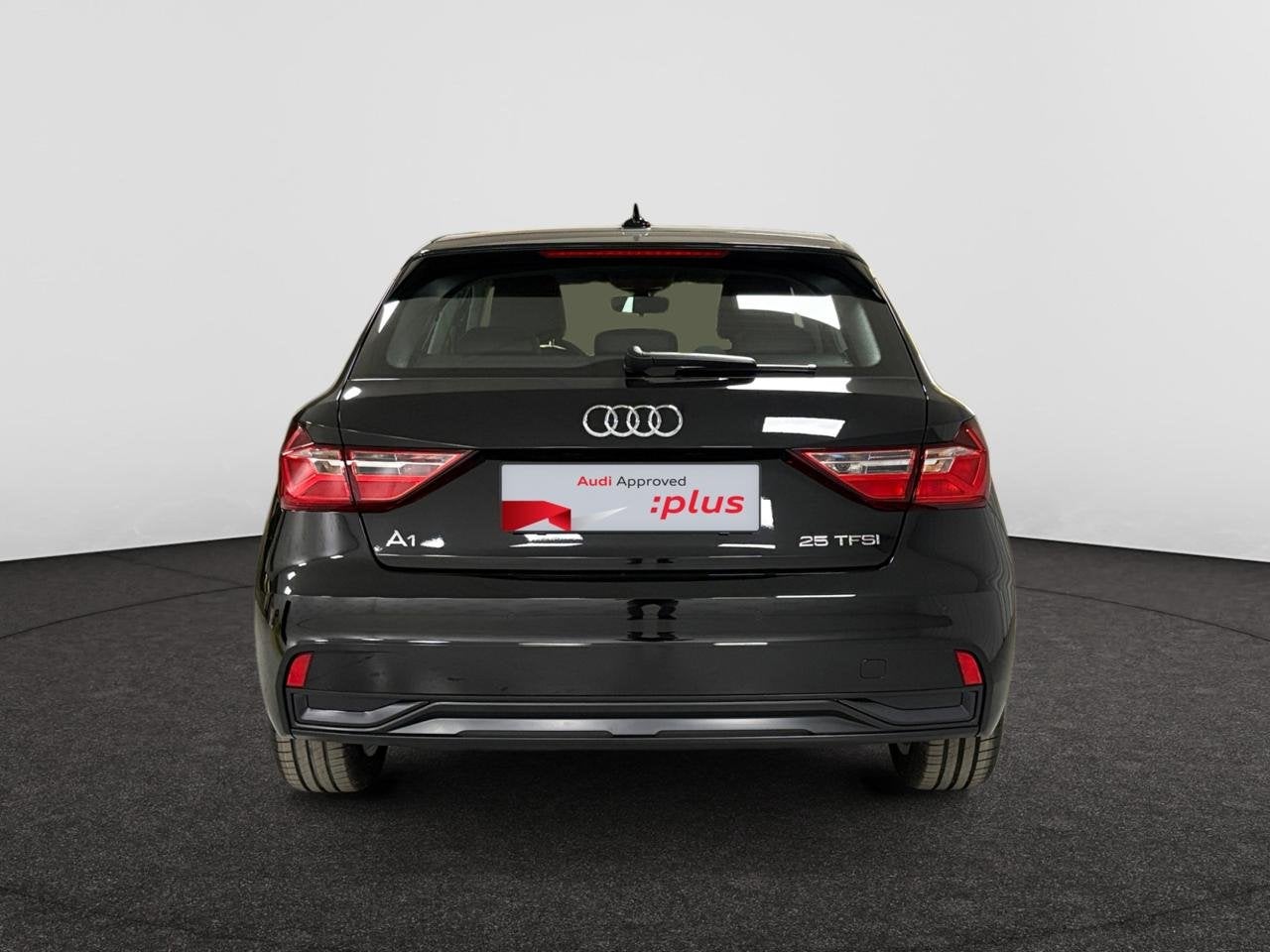 Audi A1 Sportback 25 TFSI Urban Edition, Auto's, https://public.car-pass.be/vhr/0bf81439-a664-470a-a94b-acc7f854badd, Zwart, Handgeschakeld