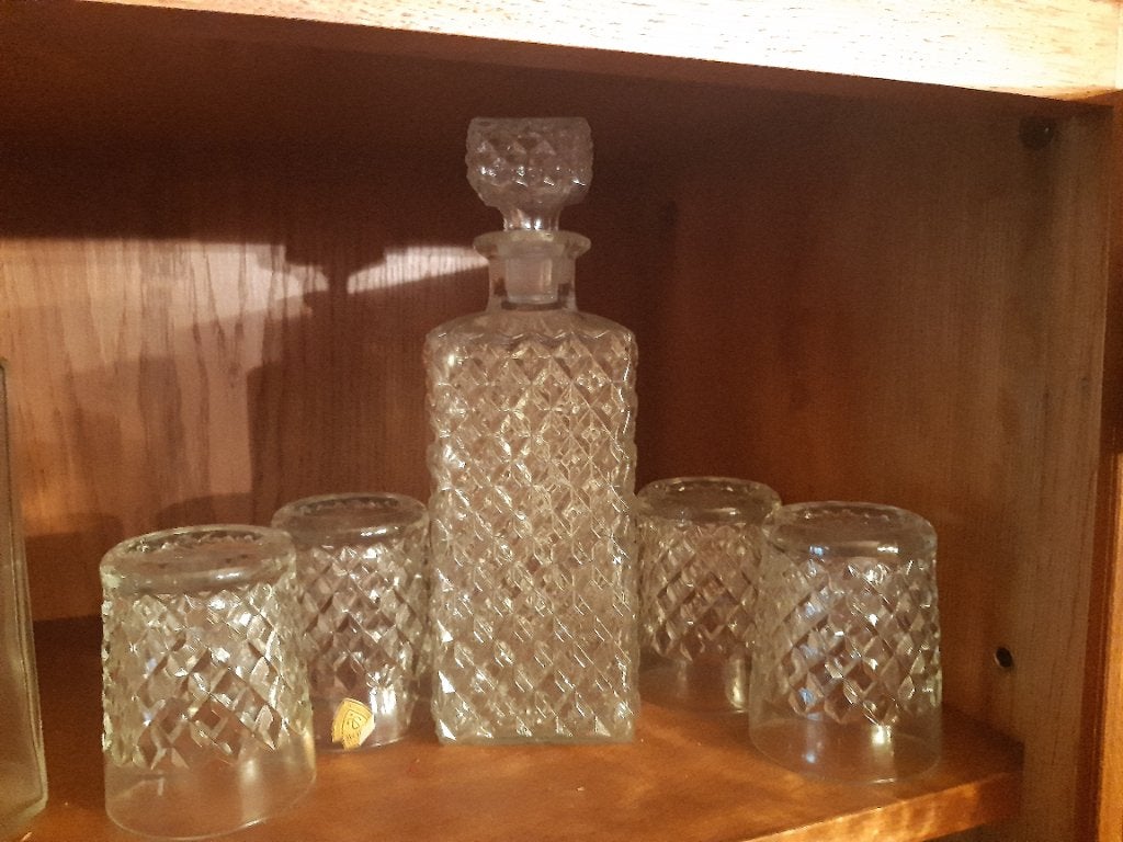 Karaf + 4 whiskey/likeur glazen, Ophalen