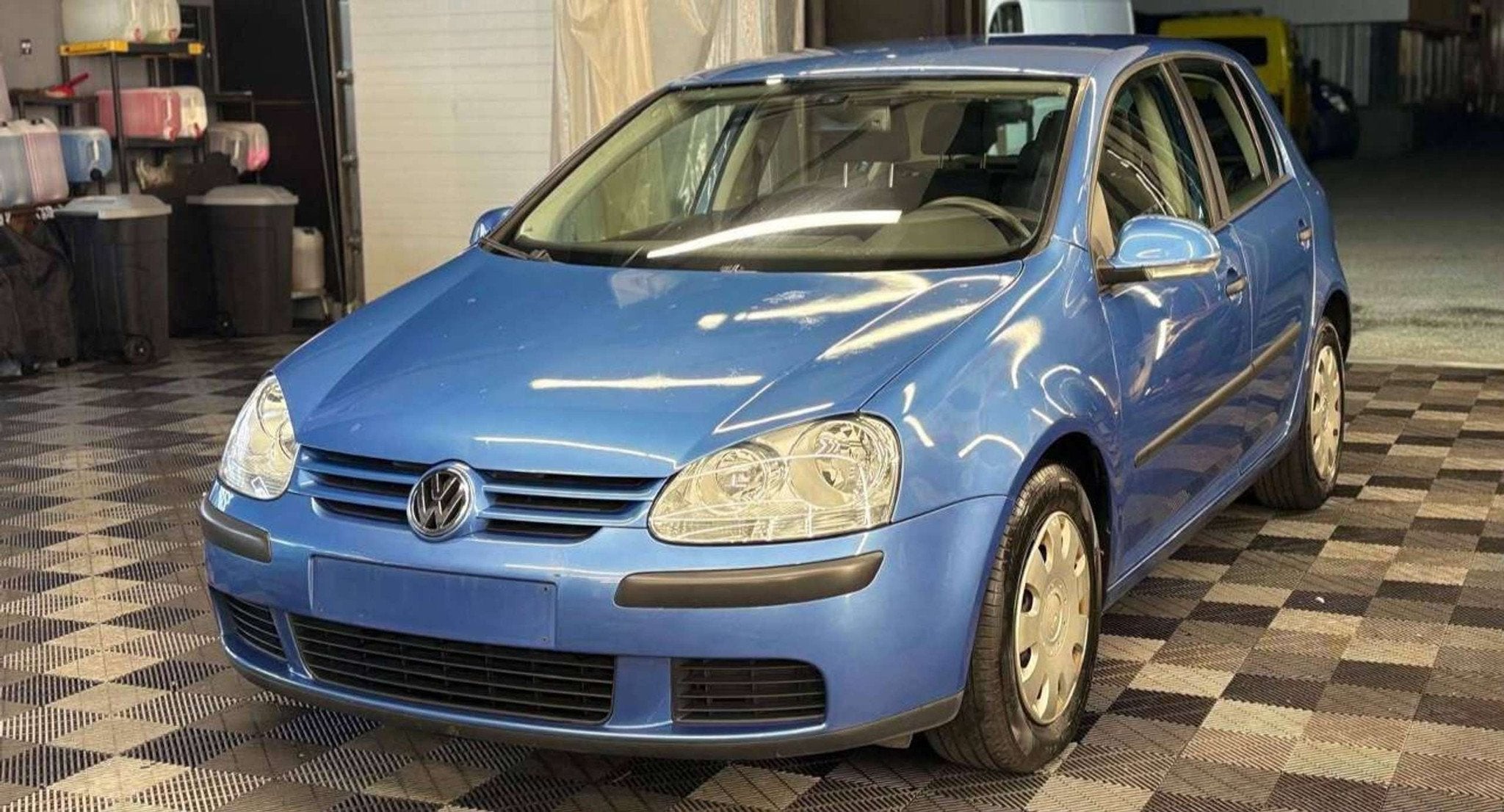 Volkswagen Golf 1.4i 16v benzine bj. 2004 191000km, Auto's, Airbags, Gebruikt, https://public.car-pass.be/vhr/d79eb67a-0b44-429d-8b48-696ac24aaab5