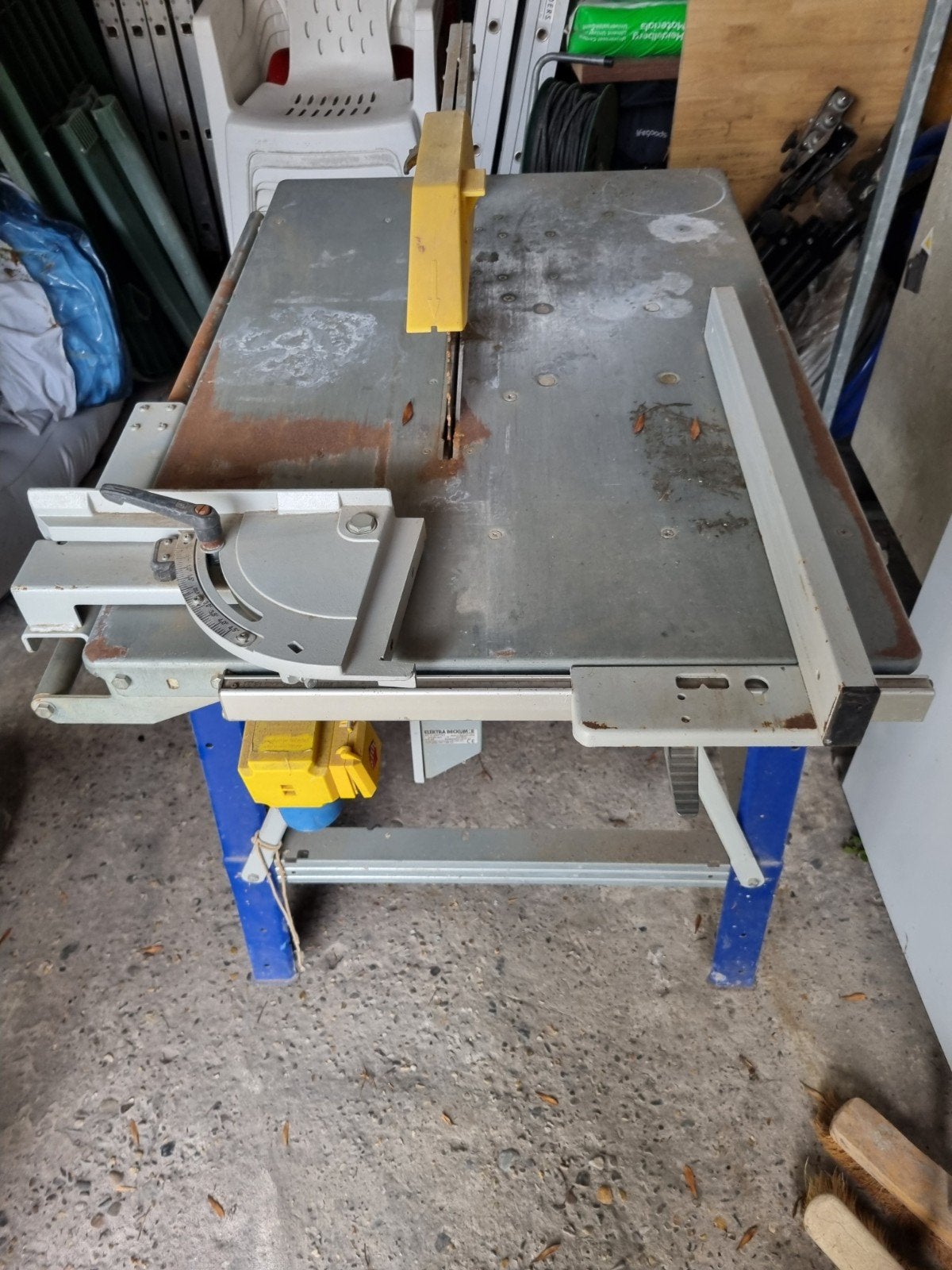 zaagmachine hout, Ophalen