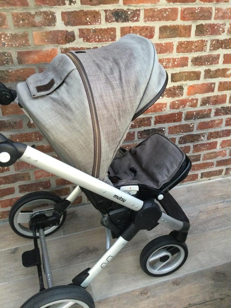 Mutsy Evo Farmer Kinderwagen Buggy, Zo goed als nieuw, Mutsy, Verstelbare duwstang, Ophalen