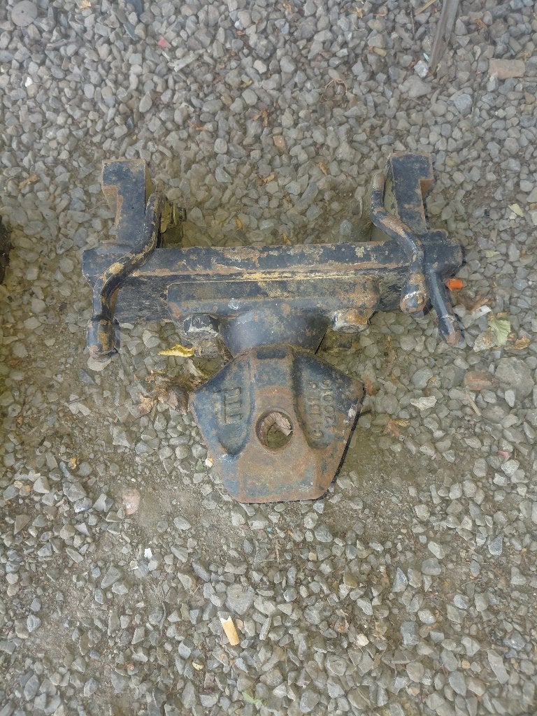 2 chape d'attelage pour tracteur agricole, Articles professionnels, Enlèvement ou Envoi, Autre, Agricole