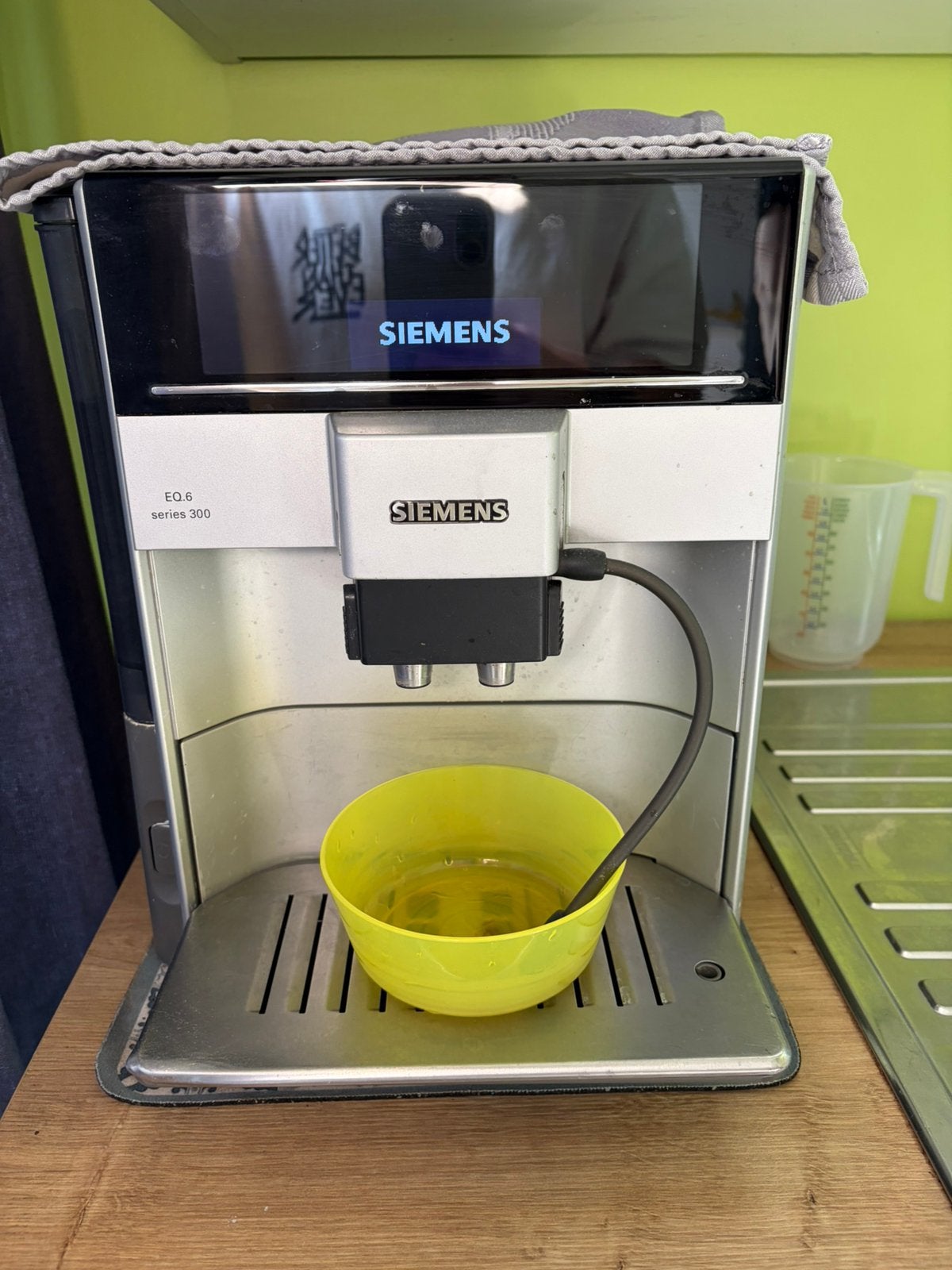 Machine à cafe grains et moulu, Café moulu, Réservoir d'eau amovible, Combiné, Utilisé