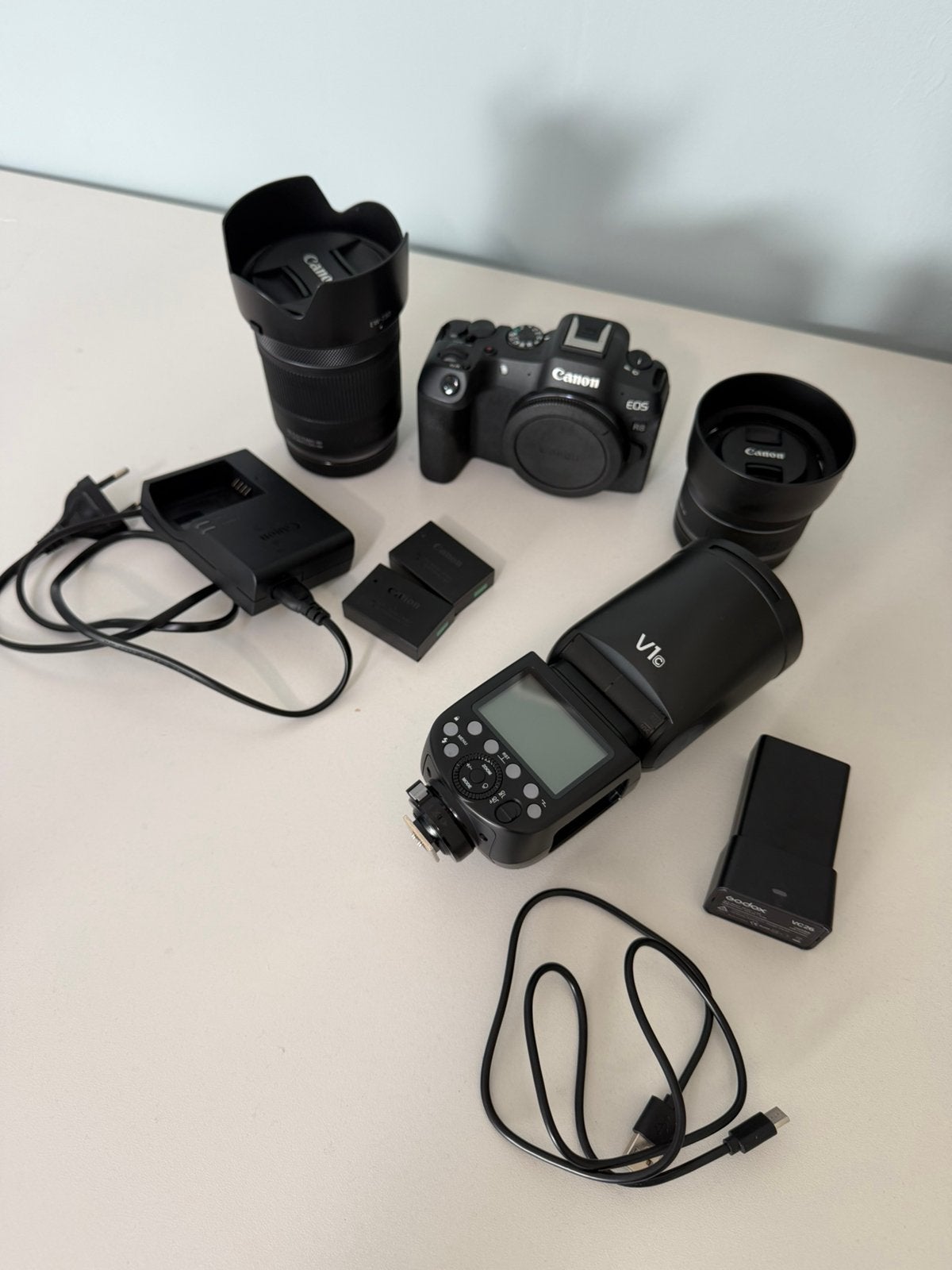 Camera Canon R8 + accessoires, Bluetooth, Ophalen of Verzenden, Zo goed als nieuw, 24 megapixels