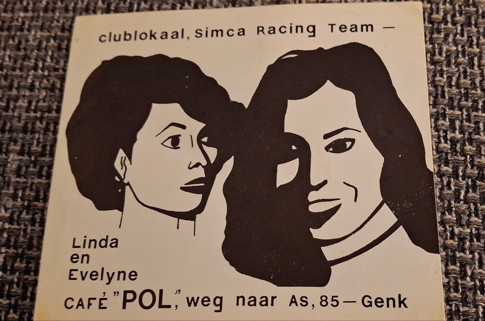 Sticker café Pol cafébaas Linda Evelyne Simca racing team, Ophalen of Verzenden, Zo goed als nieuw, Bedrijf of Vereniging
