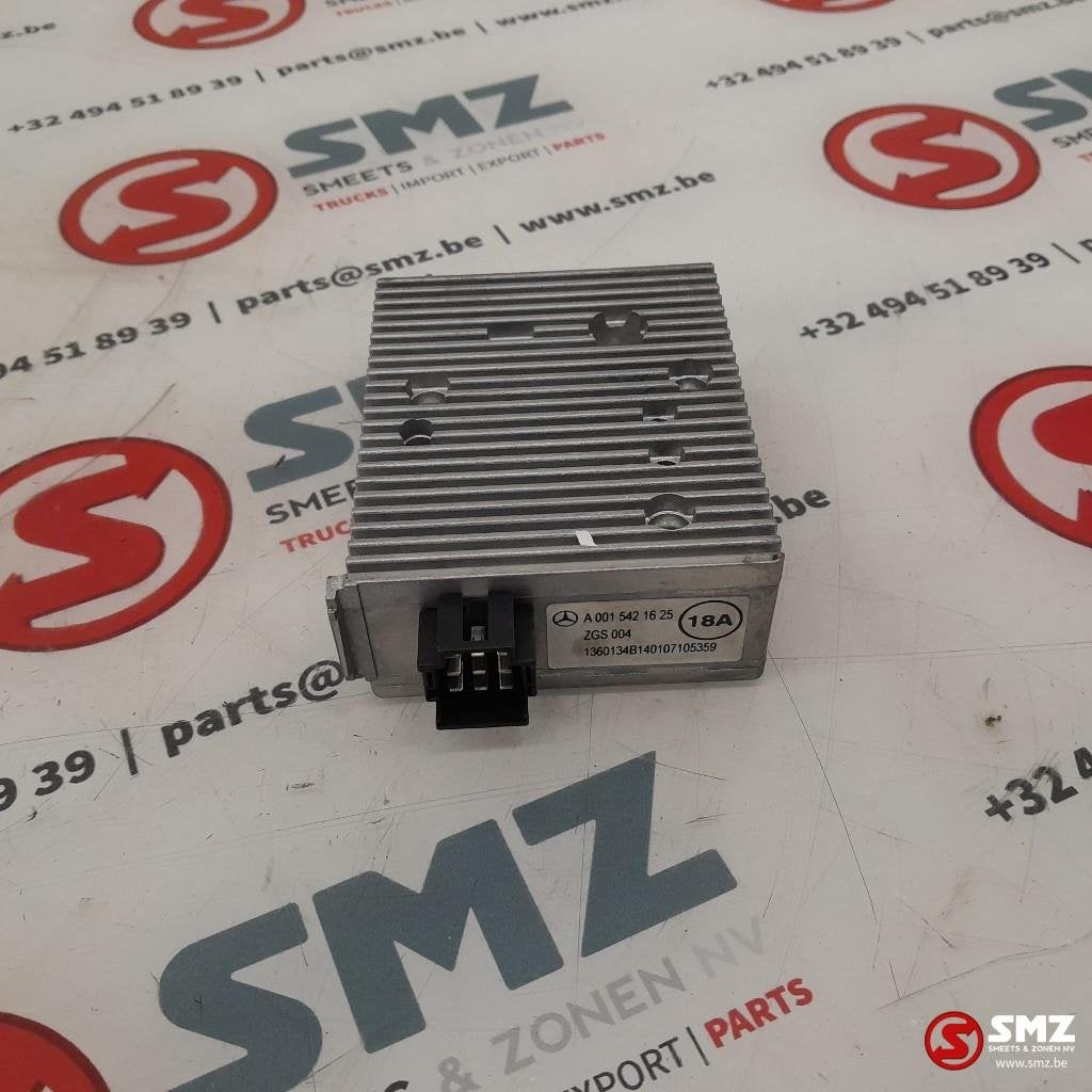 Occ omvormer besturingseenheid 24V/12V 18A MP4 Mer, Gebruikt, Mercedes-Benz, Elektronica en Kabels