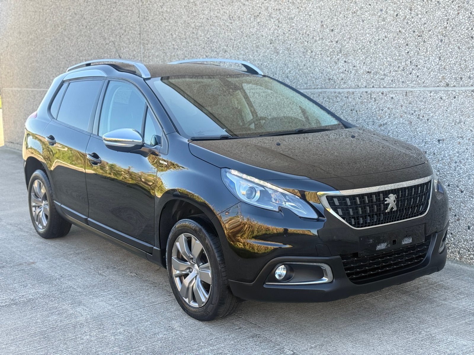 Peugeot 2008 1.2i Style Airco Navi Cd/Radio, Auto's, Bedrijf, Handgeschakeld, Radio, Te koop