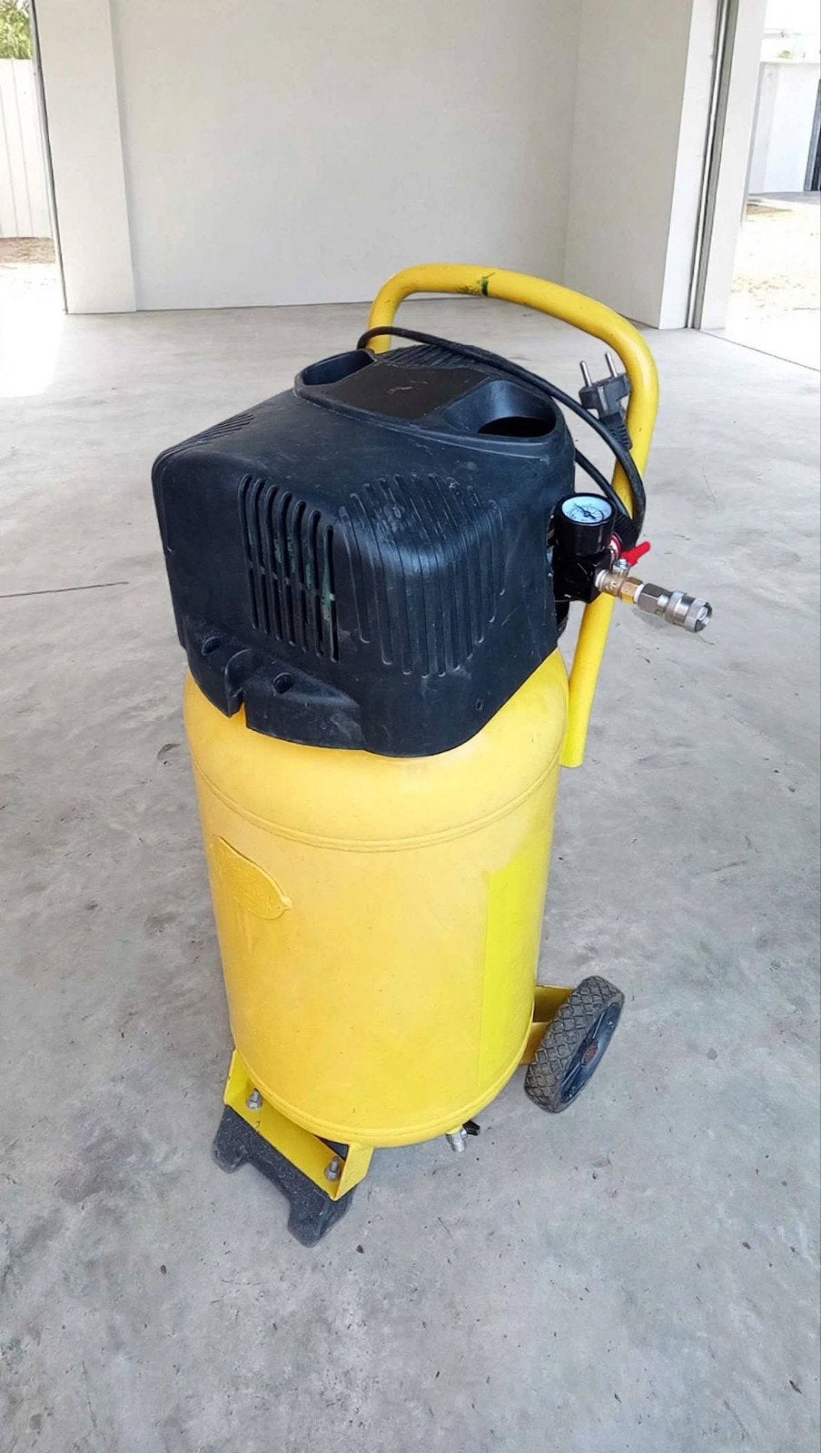 compresseur varo 50l, Enlèvement