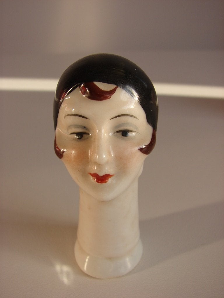 Art deco flapper girl hoofdje in porselein, Ophalen of Verzenden