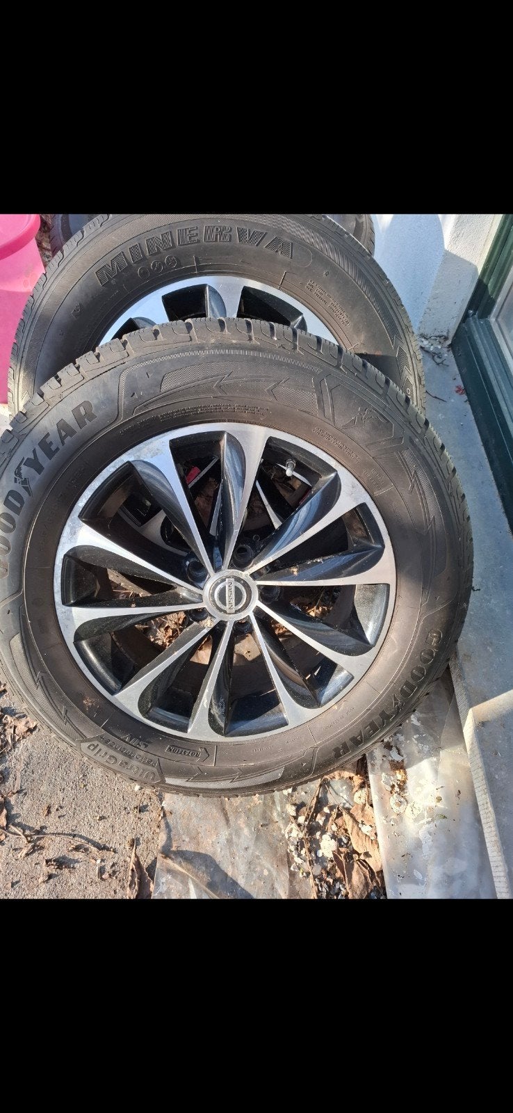 4 jante avec pneus hiver nissan xtrail, Autos : Pièces & Accessoires, Pneus & Jantes, 17 pouces, Pneus hiver, Pneu(s)