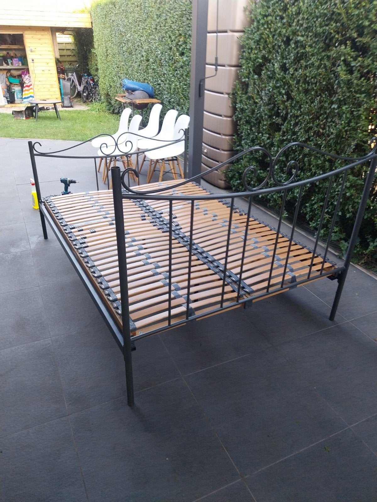 Tweepersoonsbed 140 na 200, Huis en Inrichting, Woonaccessoires | Boeddhabeelden, Ophalen