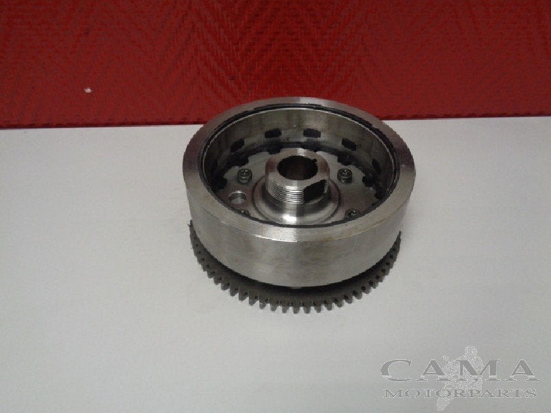 VOLANT MOTEUR Kawasaki Z 1000 2007-2009 (Z1000 ZR1000B-C), Dhr. S. di Majo, Utilisé, Info@cama-motorparts.nl, P.J. Troelstraweg 8 8
3144 CX  MAASSLUIS, NL