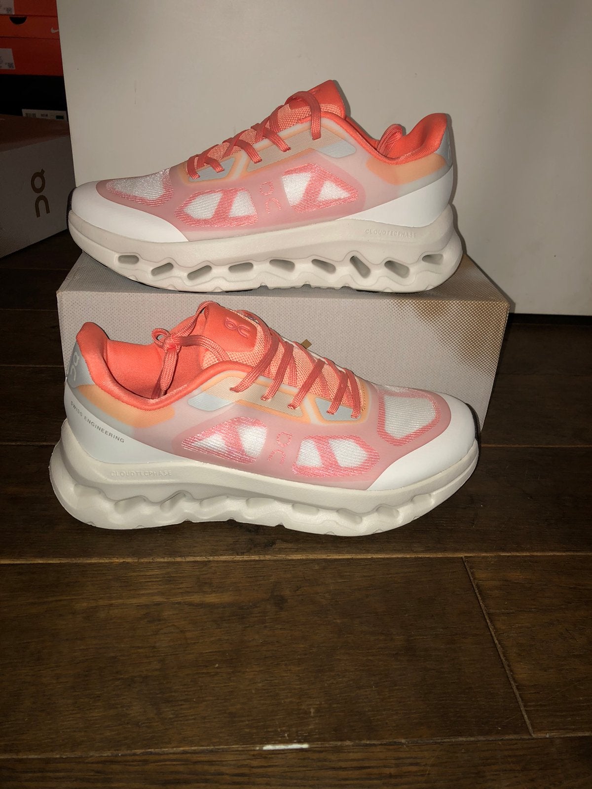 Oncloud schoenen, Sport en Fitness, Hardloopschoenen, Nieuw, Hardlopen, Ophalen