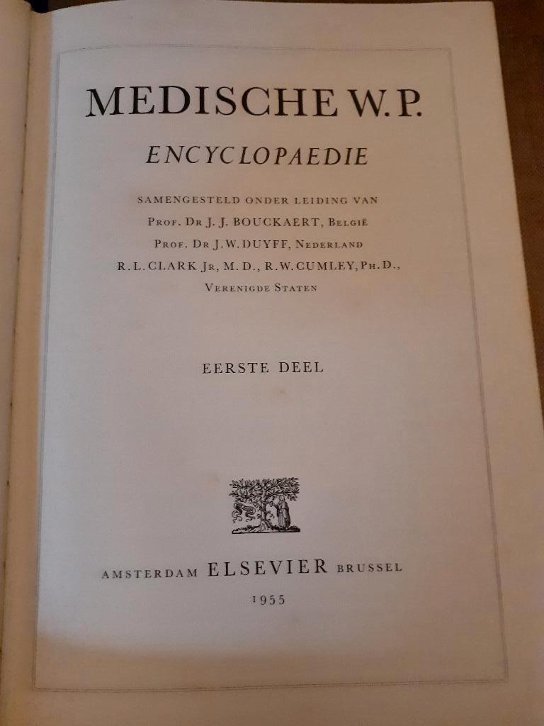 Vintage medische encyclopedie in 2 delen, Gelezen, Medisch, Complete serie, Ophalen of Verzenden