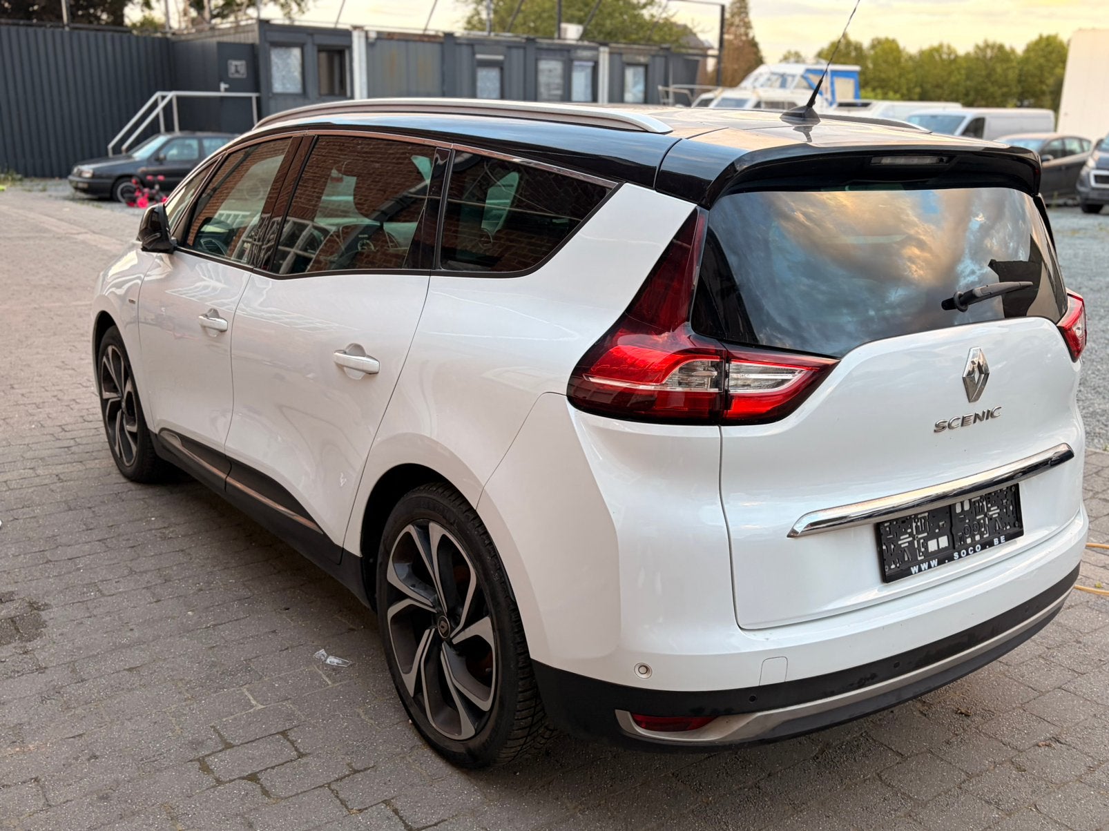 RENAULT SCENIC 1.7 diesel 7 plaats bose opties, Autos, Cuir et Alcantara, Achat, Euro 6, Entreprise