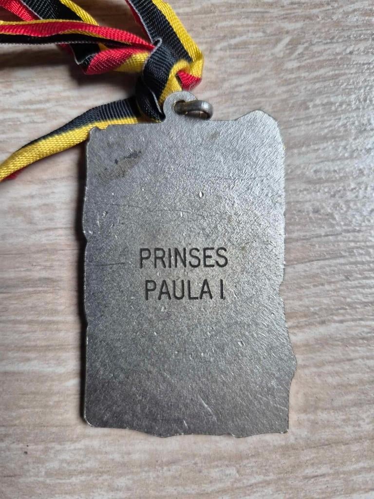 Carnaval medaille prinses paula I, Enlèvement ou Envoi