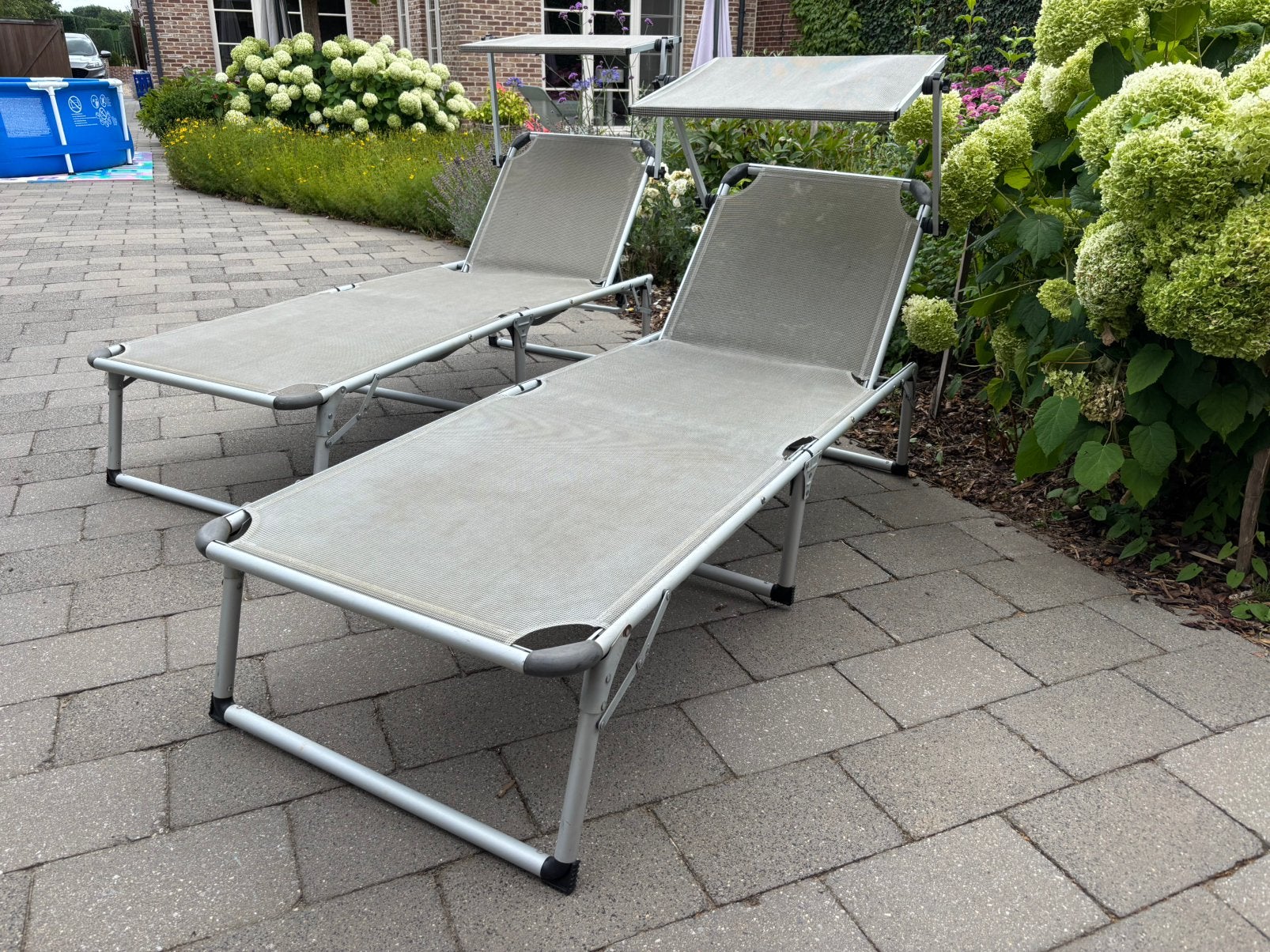 Ligstoelen (2), Ophalen, Gebruikt, Aluminium, Verstelbaar